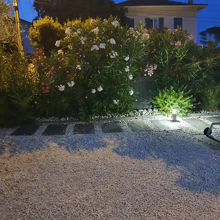 Daniel Homestay szállás *