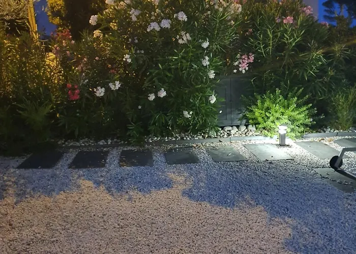 Daniel Homestay szállás *